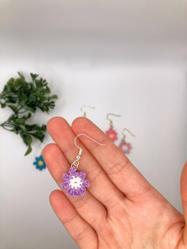 Crochet purple mini flower earring