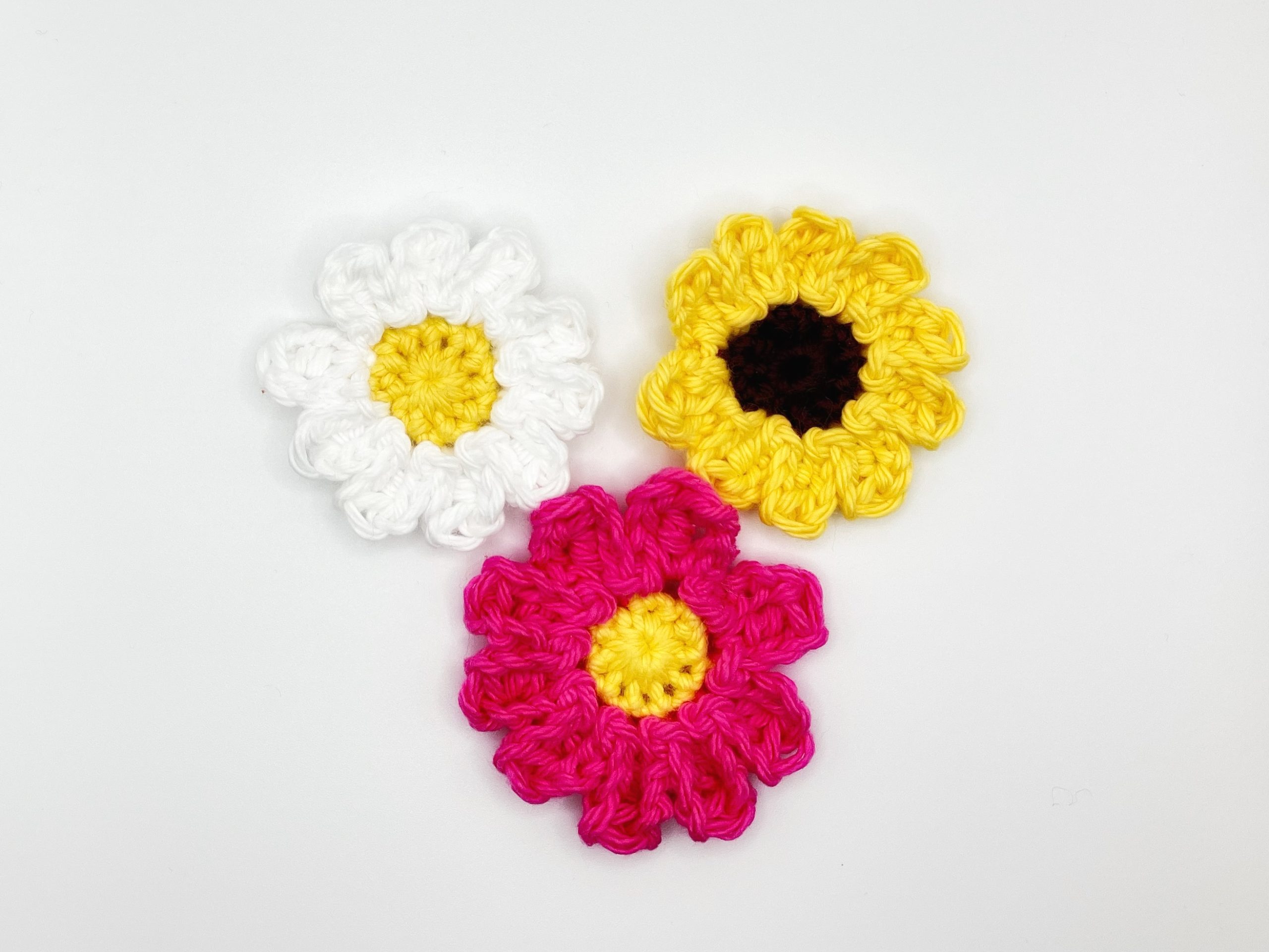 Crochet flower for beginners Crochet flowers, easy project for beginners, craft project